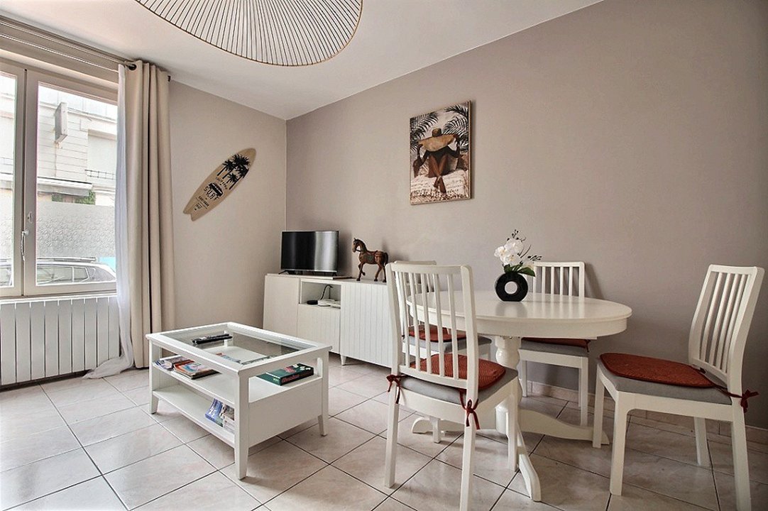 /picture/helios/116252002/4SAISONS 2/7_2025-11-30CET00h00-12.jpg